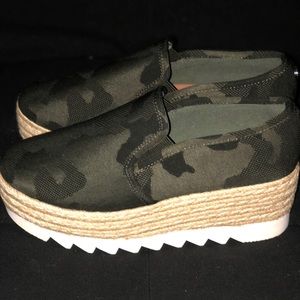 Steve Madden Womans Shoes